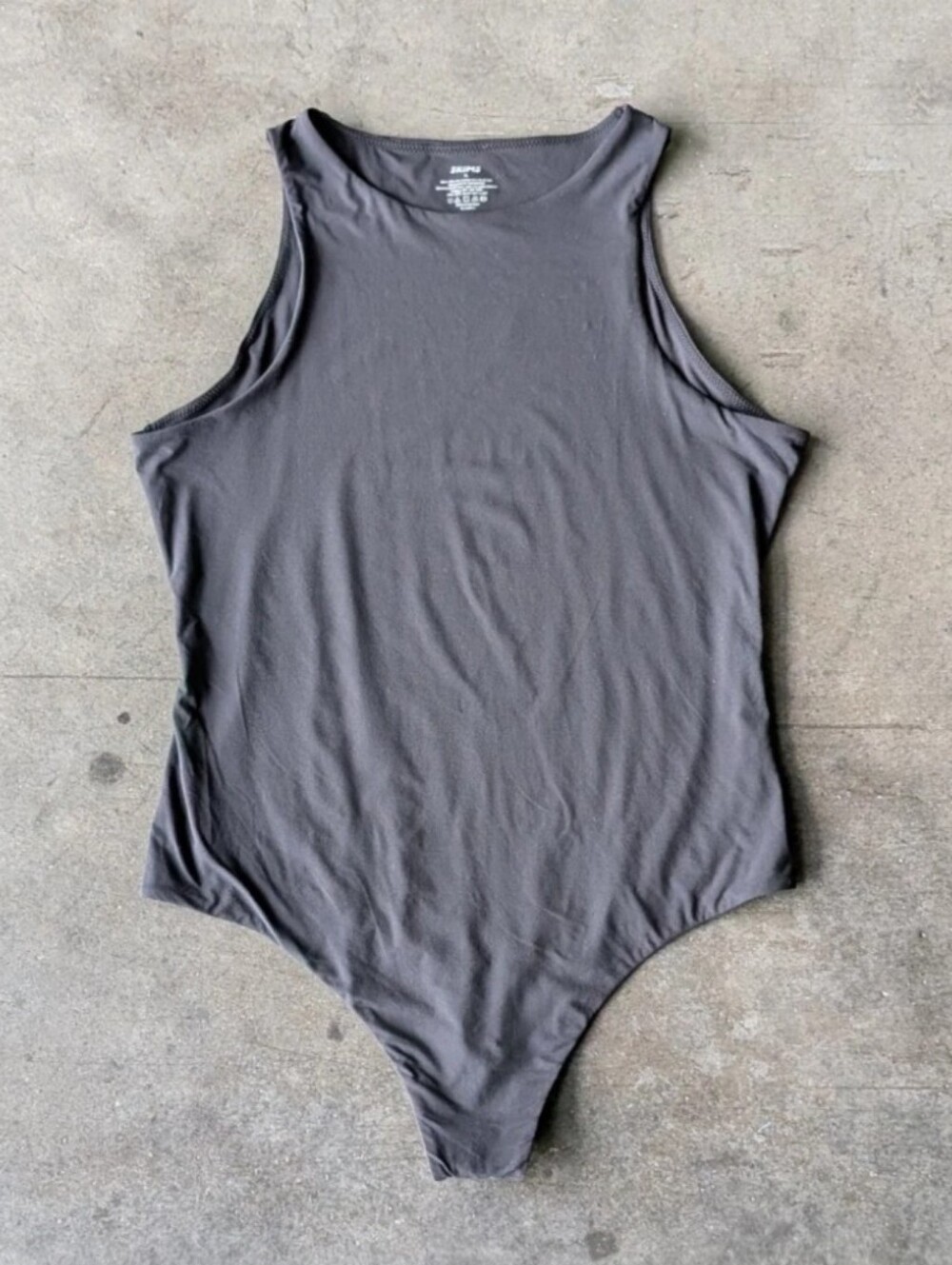 SKIMS Fits Everybody High Neck Bodysuit in Onyx Black size XL